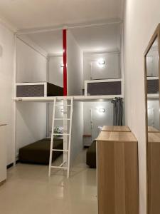 Giường trong Phòng ngủ tập thể cả Nam và Nữ 4 Người (Bed in 4-Bed Mixed Dormitory Room)