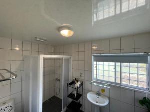 Phòng Bốn Người Có Phòng Tắm Riêng (Quadruple Room with Private Bathroom)