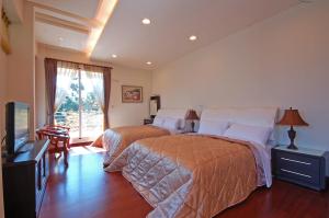 Phòng Superior 4 Người (Superior Quadruple Room)