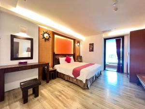 Phòng Loại Sang Giường Đôi (Deluxe Double Room)