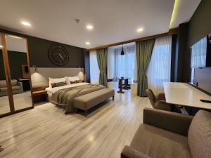 Panoramic Deluxe King Room room in Taksim view hotel