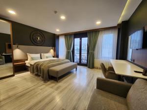 Panorama Studio with Terrace room in Taksim view hotel