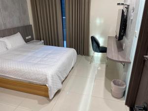 Phòng Giường Đôi Có Phòng Tắm Riêng (Double Room with Private Bathroom)