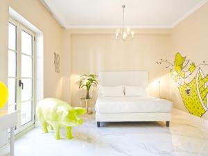 Art Chic Suite room in Grecotel Pallas Athena