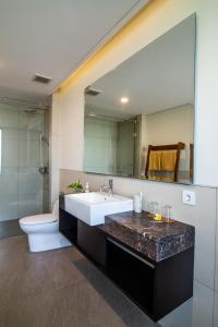 Biệt Thự 3 Phòng Ngủ (Three-Bedroom Villa)