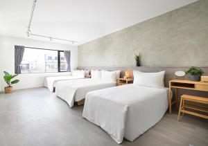 Phòng gia đình với phòng tắm riêng. (Family Room with Private Bathroom)