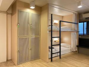 1 người trong phòng tập thể 5 giường – Chỉ dành cho nữ (1 Person in 5-Bed Dormitory - Female Only)