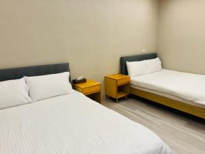 Phòng Bốn Người Có Phòng Tắm Riêng (Quadruple Room with Private Bathroom)
