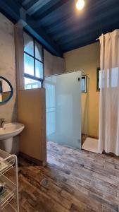 Phòng Đơn có Phòng tắm (Single Room with Bathroom)
