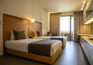 Superior Twin or Double Room with Balcony room in Saifi Suites