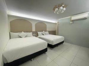 Phòng 4 Người Có Ban Công (Quadruple Room with Balcony)