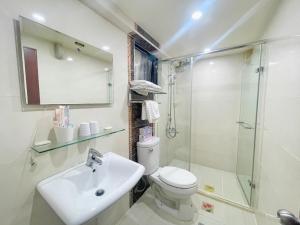 Phòng Giường Đôi Có Ban Công (Double Room with Balcony)