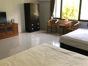 Phòng 4 người Nhìn ra cảnh Núi non (Quadruple Room with Mountain View)