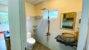 Phòng Có Giường Cỡ King Nhìn Ra Vườn (King Room with Garden View)