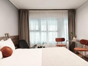 Classic Double Room room in The Newel Acropolis