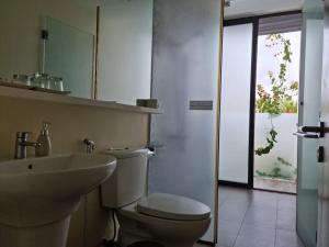 Biệt Thự 3 Phòng Ngủ (Three-Bedroom Villa)