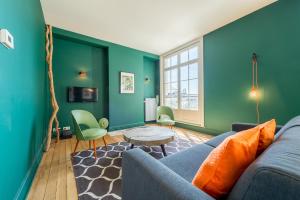 Superior Two-Bedroom Apartment room in Smartflats Design - La Gaité