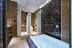 Phòng Giường Đôi Nhìn Ra Vườn (Double Room with Garden View)