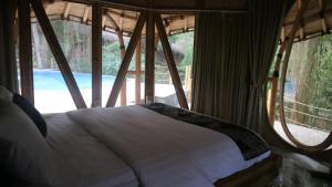 Phòng Tiêu Chuẩn Giường Đôi Lớn (Standard Queen Room)