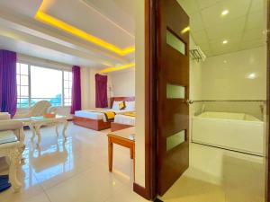 Phòng Có 2 Giường Cỡ King (King Room with Two King Beds)