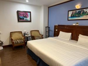 Deluxe hướng thành phố (Deluxe City View)