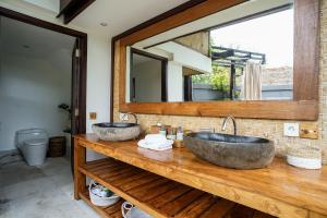 Suite Gia Đình 2 Phòng Ngủ (2 Bedroom Family Suite)