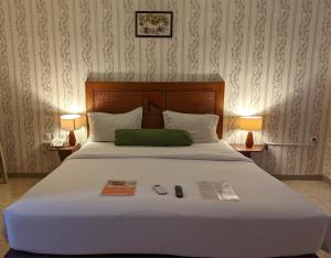 Phòng Loại Sang Giường Đôi (Deluxe Double Room)
