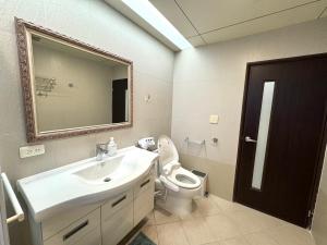 Phòng Deluxe 4 Người (Deluxe Quadruple Room)