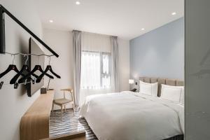 Phòng Đôi Tiêu chuẩn có cửa sổ (Standard Double Room with Window)
