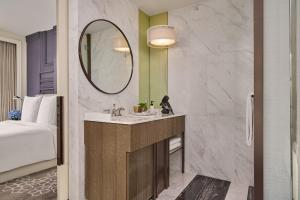 Rosewood Suite