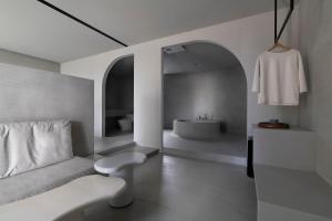 Phòng Giường Đôi Lớn (Large Double Room)