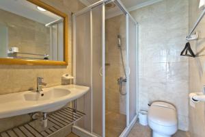 Phòng Loại Sang Giường Đôi (Deluxe Double Room)