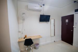 Phòng 4 người có phòng tắm riêng (Quadruple Room with Private Bathroom)