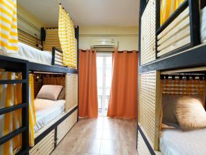 Phòng tập thể – Chỉ cho nữ (Dormitory Room - Female Only)