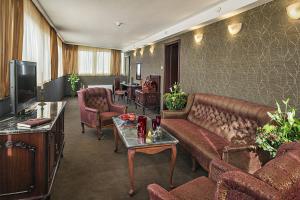 Two-Bedroom Suite with free tea/coffee making facilities room in Park Hotel Moskva