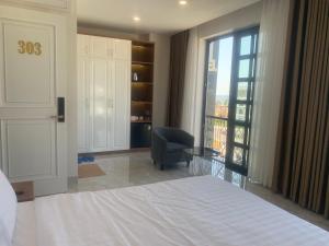 Phòng Có Giường Cỡ King Nhìn Ra Biển (King Room with Sea View)