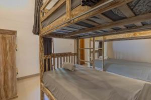 Phòng Ngủ Tập Thể 4 Giường Cho Cả Nam Và Nữ (4-Bed Mixed Dormitory Room)