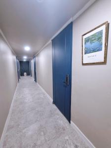 Phòng Giường Đôi Có Phòng Tắm Riêng (Double Room with Private Bathroom)