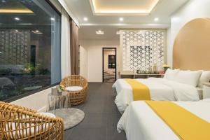 Phòng 4 Người Có Bồn Tắm (Quadruple Room with Bath)