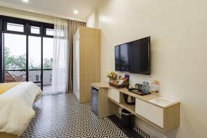 Phòng Có Giường Cỡ Queen Nhìn Ra Biển (Queen Room with Sea View)