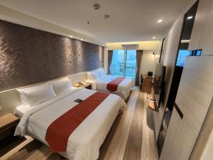 Phòng Giường Đôi/2 Giường Đơn Với Ban Công (Double or Twin Room with Balcony)