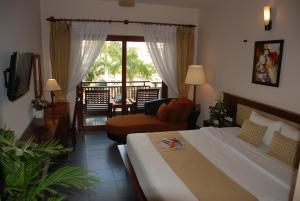Deluxe hướng sân vườn (Deluxe Garden View)