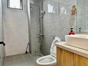 Biệt Thự Có Hồ Bơi Riêng (Villa with Private Pool)