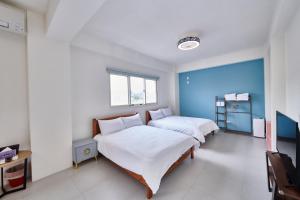 Biệt Thự Nhìn Ra Vườn (Villa with Garden View)