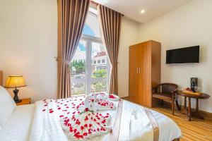 Phòng Suite Có Ban Công (Suite Balcony)