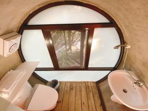 Phòng Hai Người Mỹ Hầu Động Khu A Hướng Vườn (A Zone Garden View Monkey King Double Room)