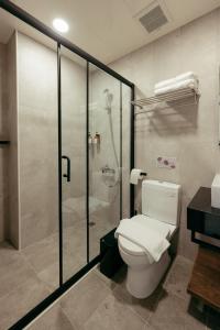 Phòng Tiêu Chuẩn Giường Đôi (Standard Double Room)