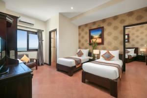 Phòng Gia Đình Nhìn Ra Biển (Family Room with Sea View)