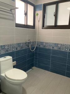 Phòng Bốn Người Có Phòng Tắm Riêng (Quadruple Room with Private Bathroom)
