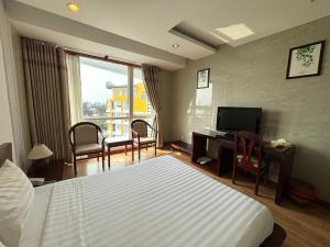 Phòng Đôi Cao Cấp (Superior Double Room)
